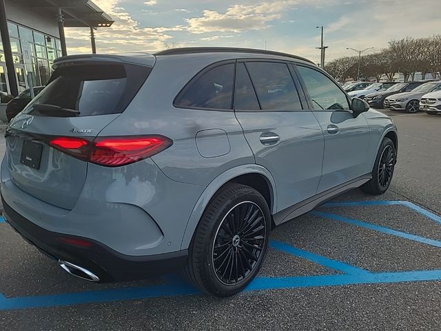 2025 Mercedes-Benz GLC 300