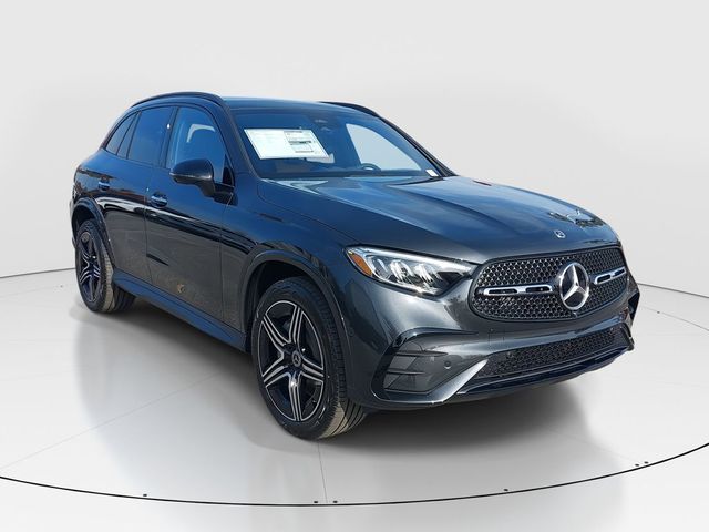 2025 Mercedes-Benz GLC 300