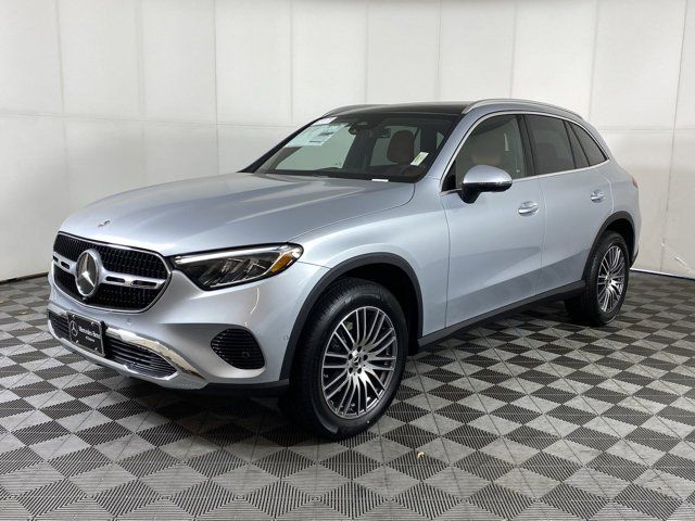 2025 Mercedes-Benz GLC 300