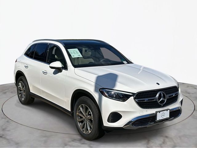 2025 Mercedes-Benz GLC 300
