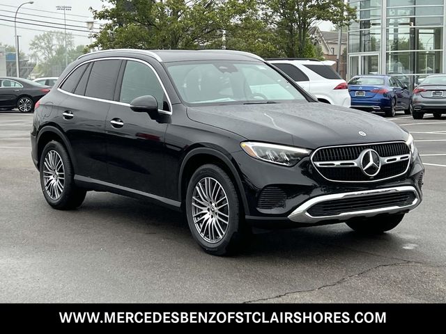 2025 Mercedes-Benz GLC 300