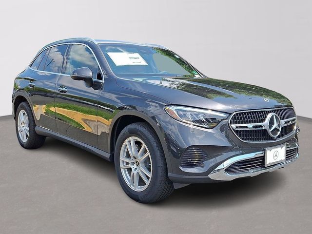 2025 Mercedes-Benz GLC 300