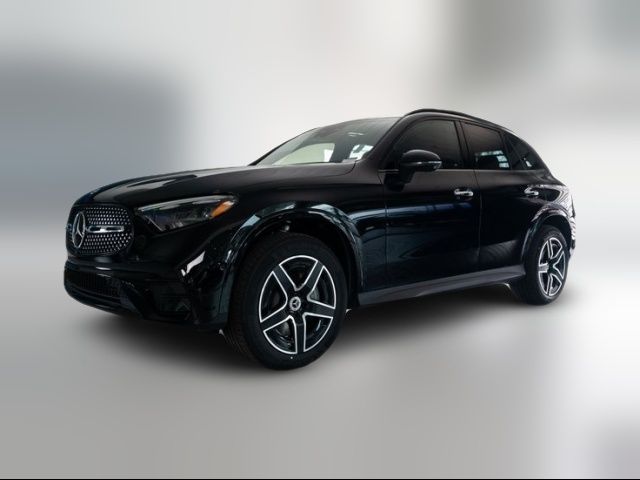 2025 Mercedes-Benz GLC 300
