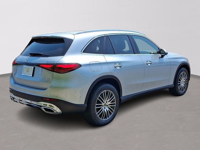 2025 Mercedes-Benz GLC 300