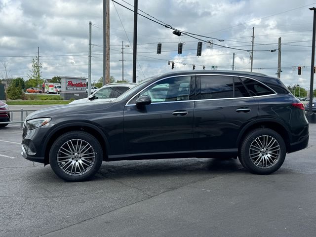 2025 Mercedes-Benz GLC 300