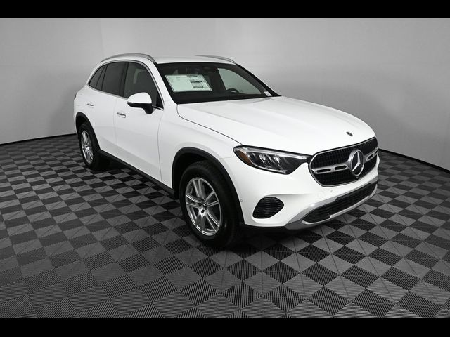 2025 Mercedes-Benz GLC 300