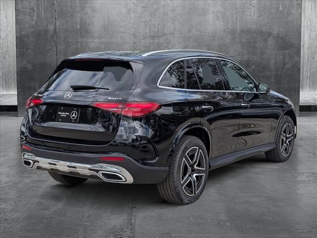 2025 Mercedes-Benz GLC 300