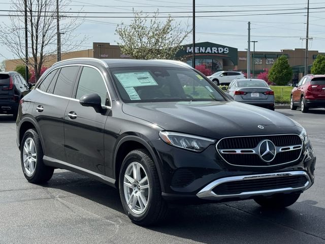 2025 Mercedes-Benz GLC 300