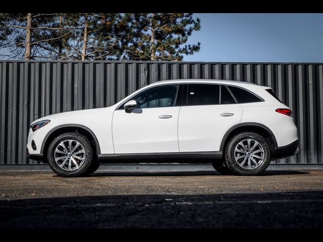 2025 Mercedes-Benz GLC 300