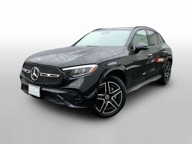 2025 Mercedes-Benz GLC 300