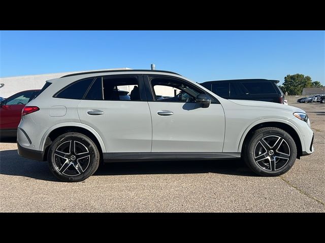 2025 Mercedes-Benz GLC 300