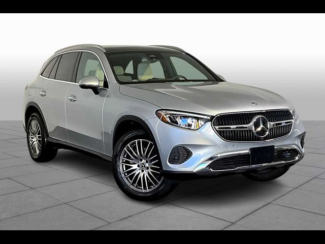 2025 Mercedes-Benz GLC 300