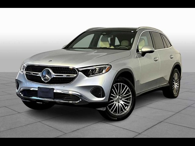 2025 Mercedes-Benz GLC 300