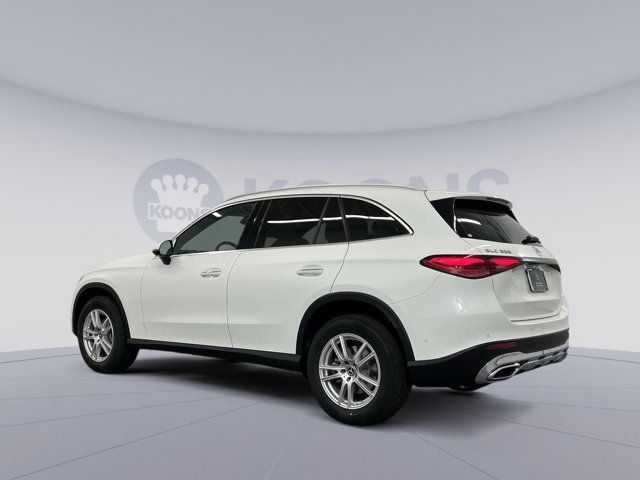 2025 Mercedes-Benz GLC 300