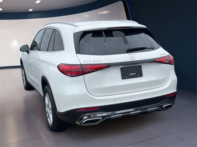 2025 Mercedes-Benz GLC 300