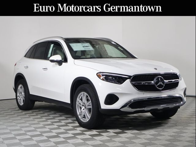 2025 Mercedes-Benz GLC 300