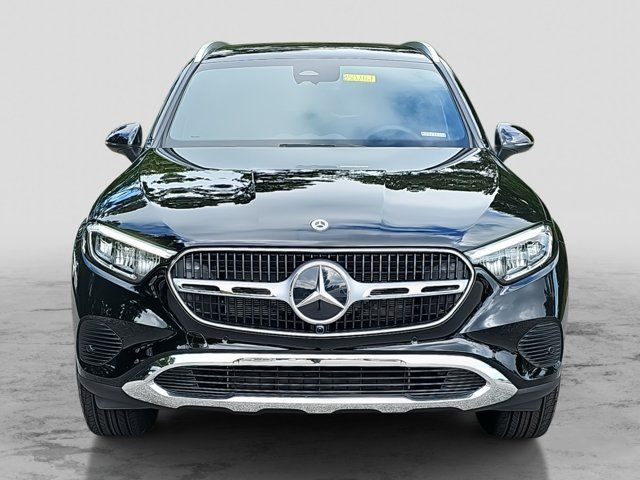 2025 Mercedes-Benz GLC 300