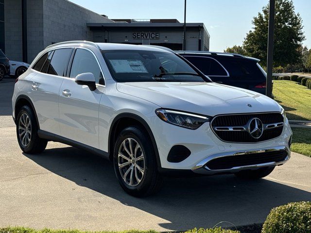 2025 Mercedes-Benz GLC 300