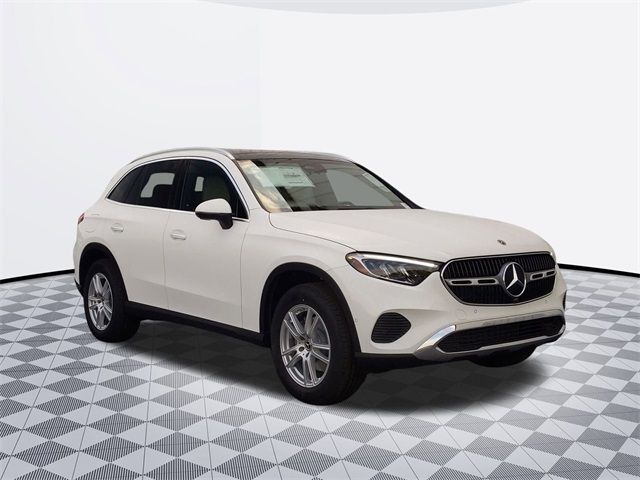 2025 Mercedes-Benz GLC 300