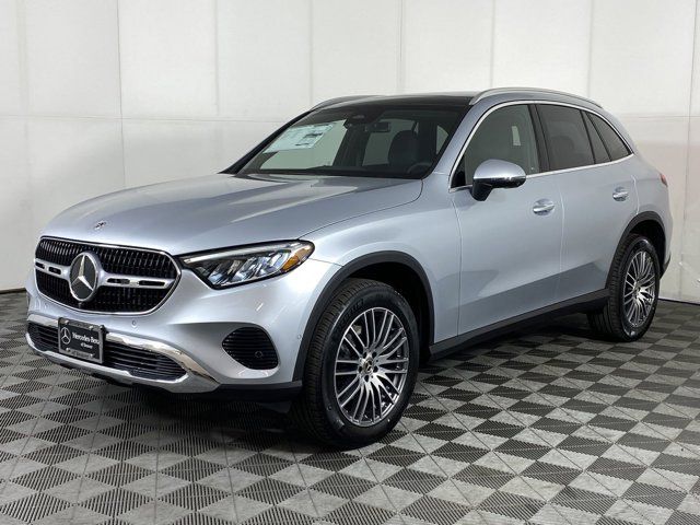 2025 Mercedes-Benz GLC 300