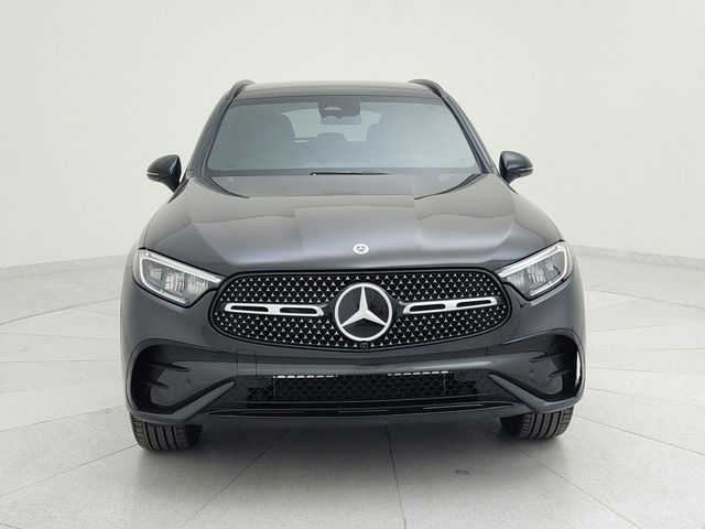 2025 Mercedes-Benz GLC 300