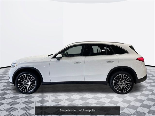 2025 Mercedes-Benz GLC 300