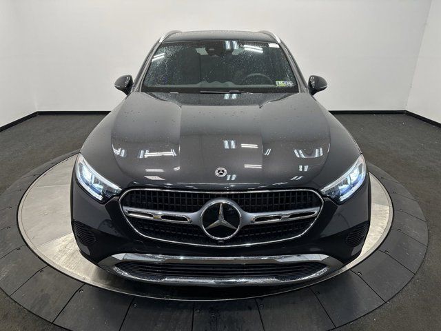 2025 Mercedes-Benz GLC 300