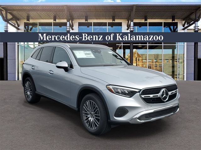 2025 Mercedes-Benz GLC 300