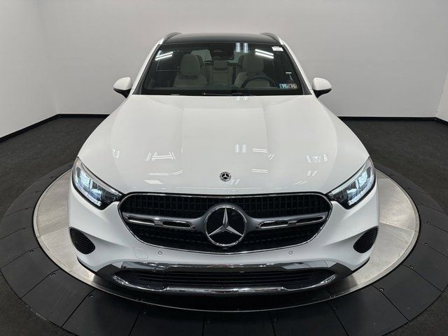 2025 Mercedes-Benz GLC 300