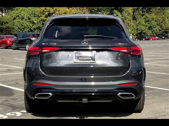 2025 Mercedes-Benz GLC 300