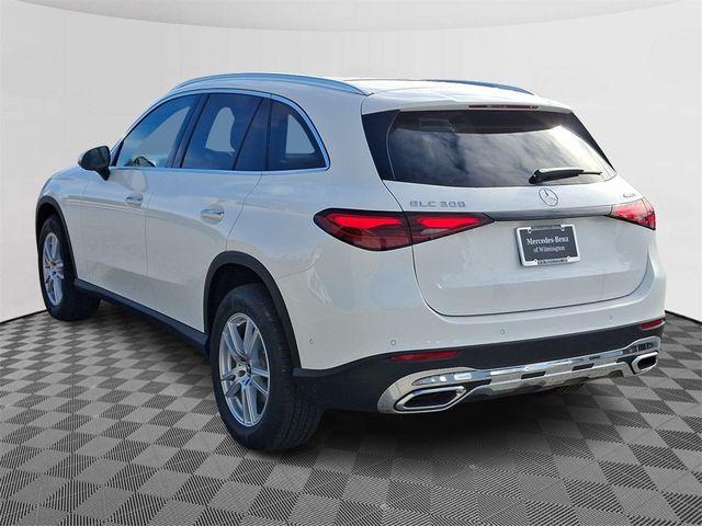 2025 Mercedes-Benz GLC 300