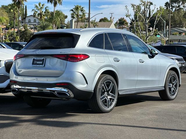 2025 Mercedes-Benz GLC 300