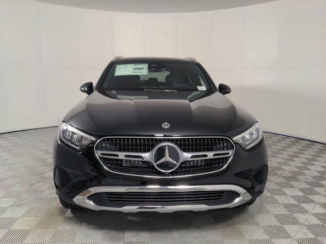 2025 Mercedes-Benz GLC 300