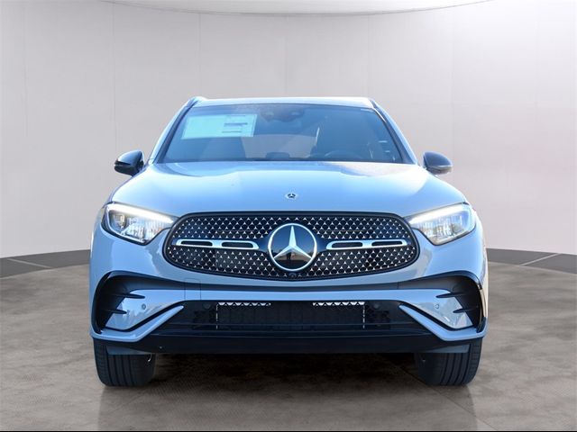 2025 Mercedes-Benz GLC 300