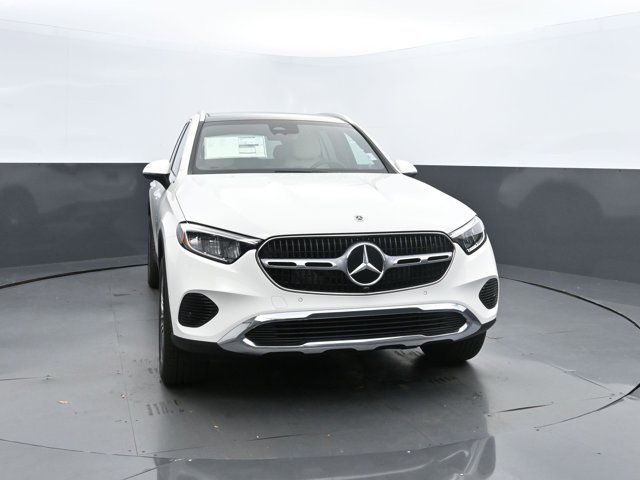 2025 Mercedes-Benz GLC 300