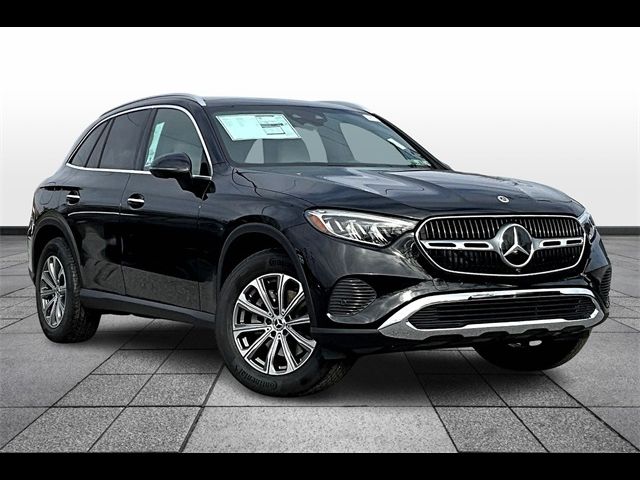 2025 Mercedes-Benz GLC 300