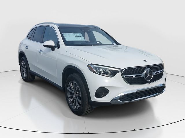 2025 Mercedes-Benz GLC 300