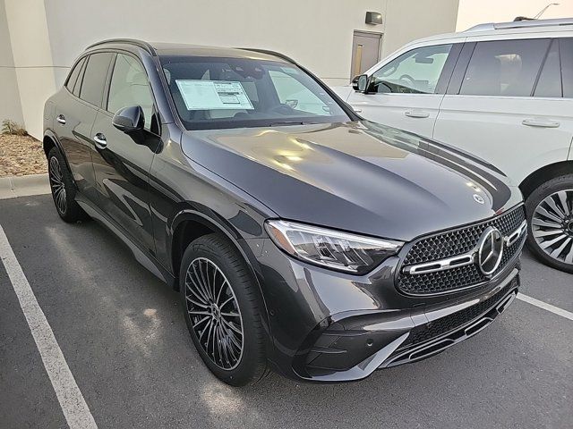 2025 Mercedes-Benz GLC 300