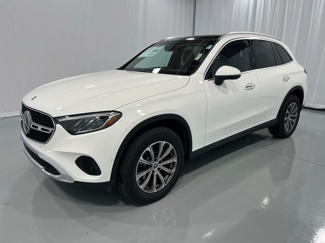 2025 Mercedes-Benz GLC 300