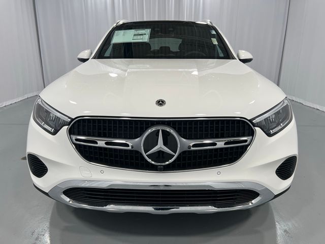 2025 Mercedes-Benz GLC 300