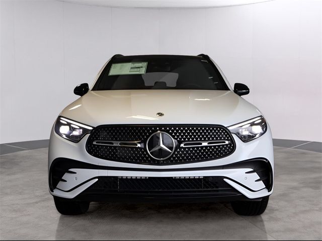 2025 Mercedes-Benz GLC 300