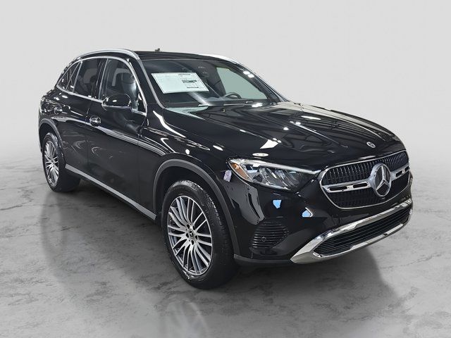 2025 Mercedes-Benz GLC 300