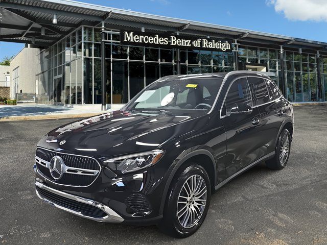 2025 Mercedes-Benz GLC 300