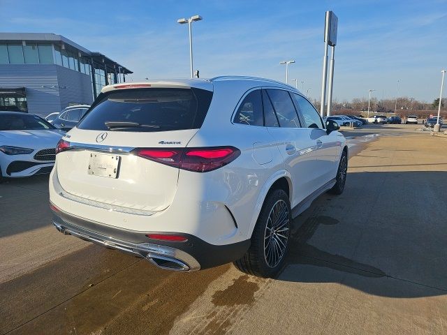 2025 Mercedes-Benz GLC 300