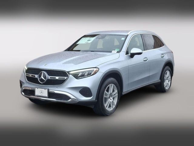 2025 Mercedes-Benz GLC 300