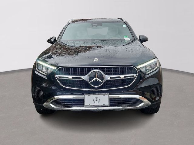 2025 Mercedes-Benz GLC 300