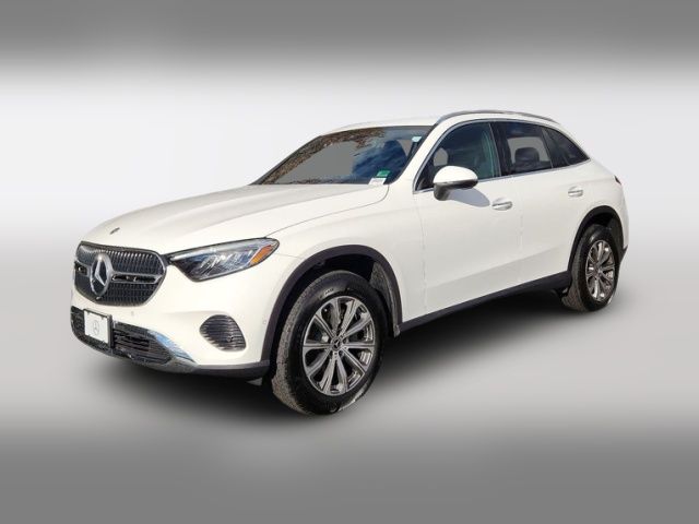 2025 Mercedes-Benz GLC 300