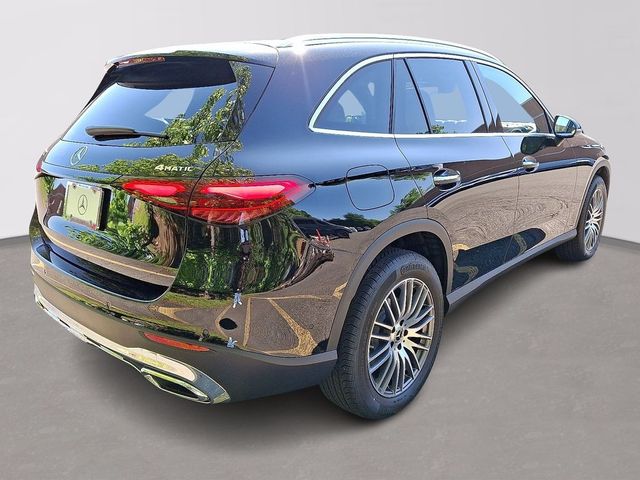 2025 Mercedes-Benz GLC 300
