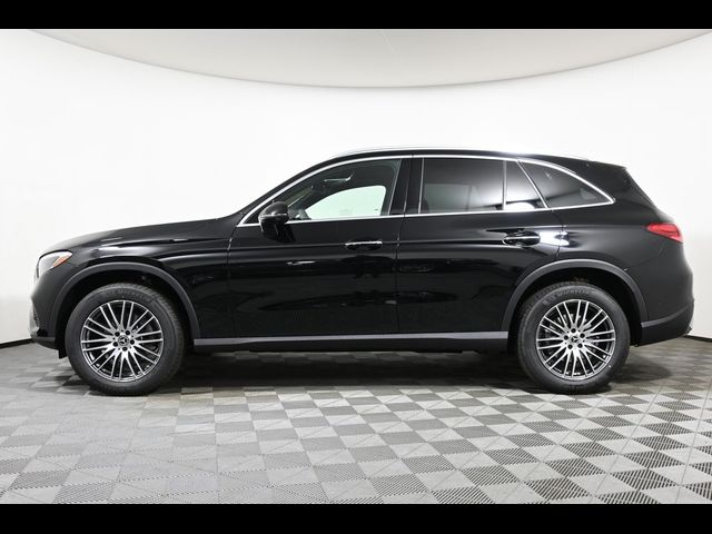 2025 Mercedes-Benz GLC 300