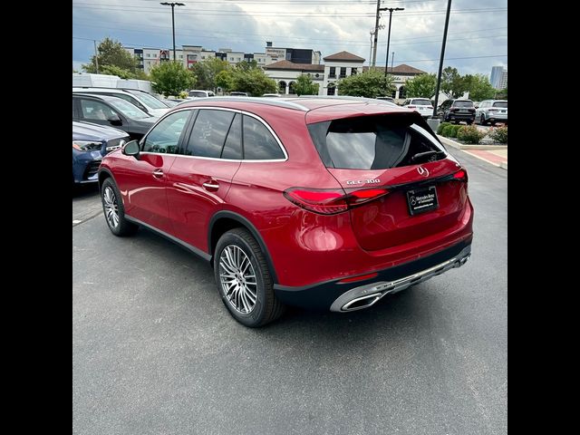 2025 Mercedes-Benz GLC 300